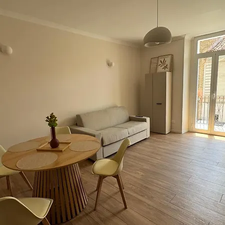 Confort's Street Lejlighedshotel 3*